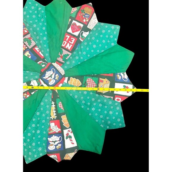 Handmade Dresden Style Quilted 31” Christmas Table Topper Candle Mat Tree Skirt - Picture 5 of 5